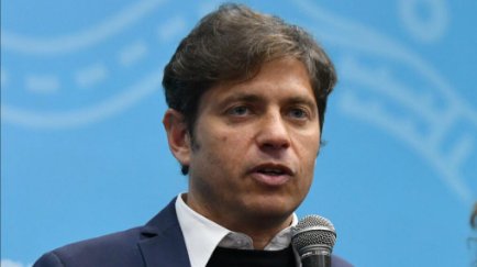 Axel Kicillof amplía su influencia política más allá de Buenos Aires