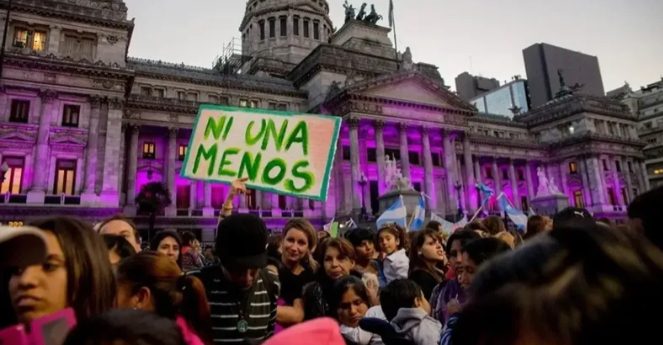 Organizaciones feministas y gremios docentes protagonizan paro y marcha por derechos y equidad en el 8M