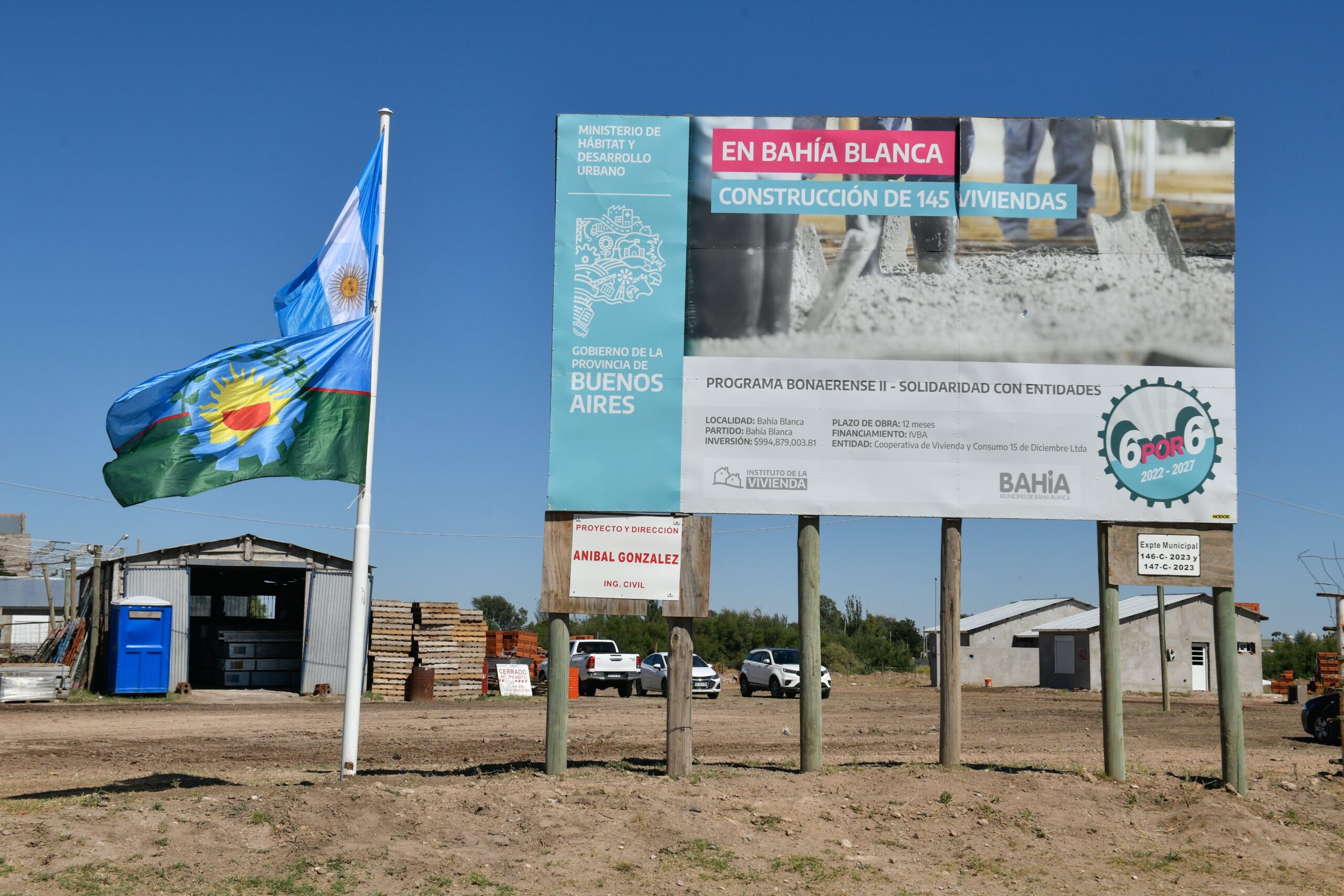 Kicillof entrega 101 viviendas y refuerza obras hídricas en Bahía Blanca
