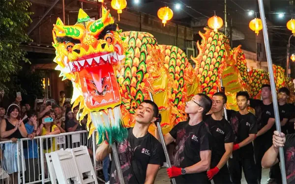 Escobar reafirma su compromiso cultural con la multitudinaria Fiesta del Año Nuevo Chino