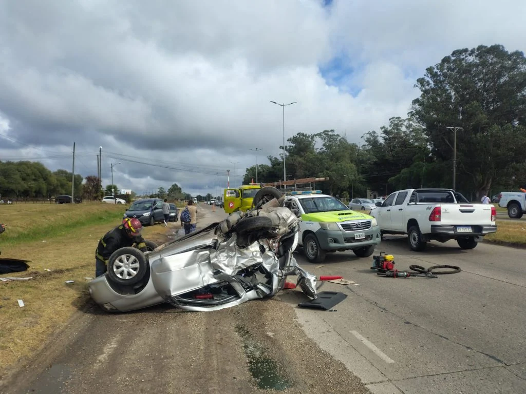 Tragedia en Ruta 88: Fallece Fabio Fernández tras violento choque en Batán