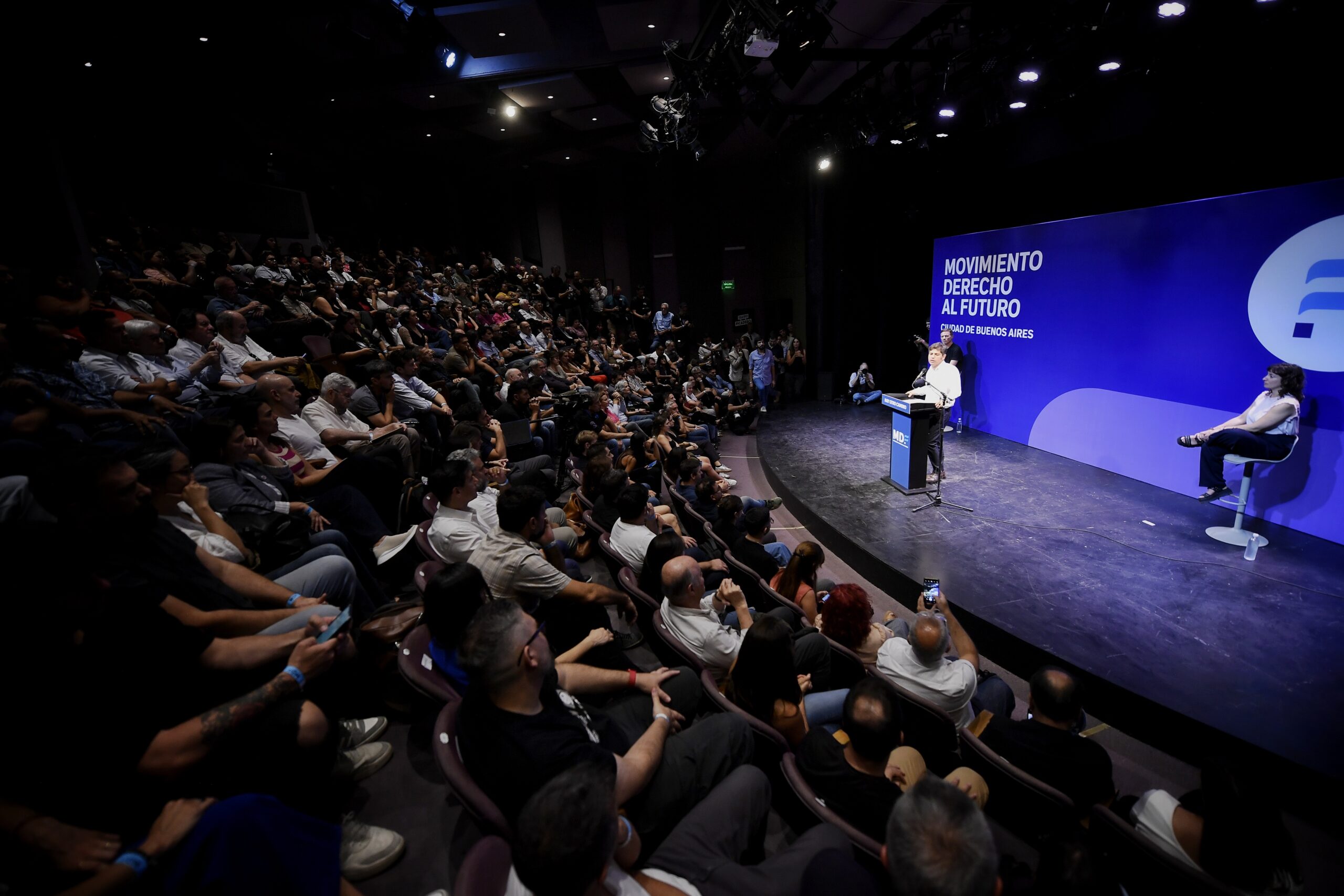 Kicillof impulsa el MDF para construir una alternativa al macrismo y Milei