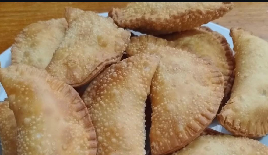 Azul potencia el turismo local con la primera Fiesta de la Empanada de Vizcacha en Pablo Acosta