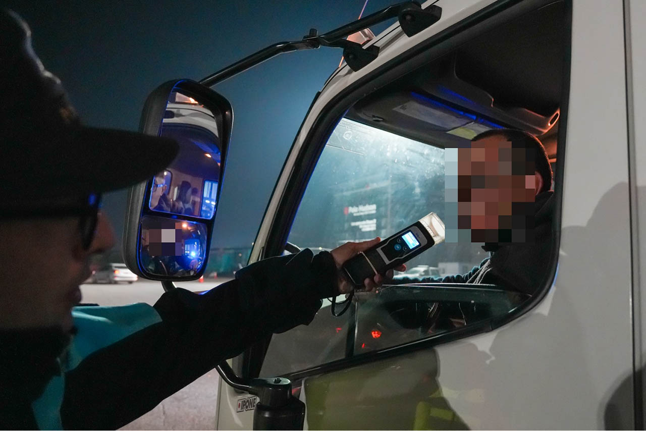 Detectan conductores con niveles alarmantes de alcohol en Autopista y Hudson