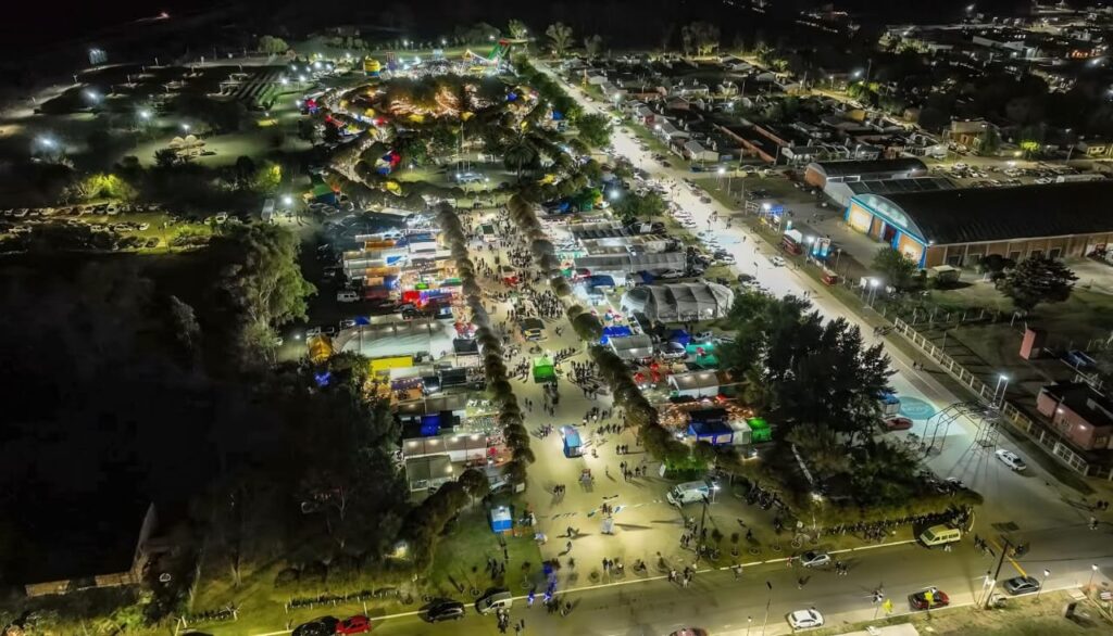 Multitud en las calles de Dolores