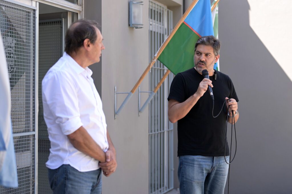 Ministro Bianco en acto inauguración