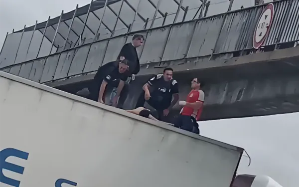 Rescatan a hombre en Garín tras intento de suicidio en Panamericana