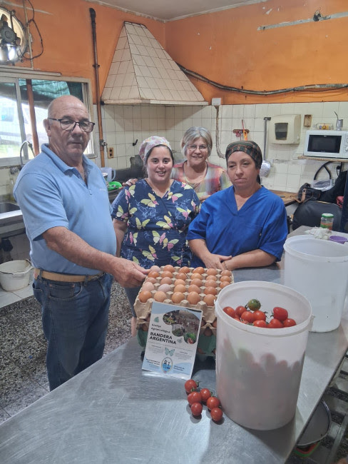 General Lavalle fortalece la producción local con entrega de alimentos agroecológicos al Hospital Municipal