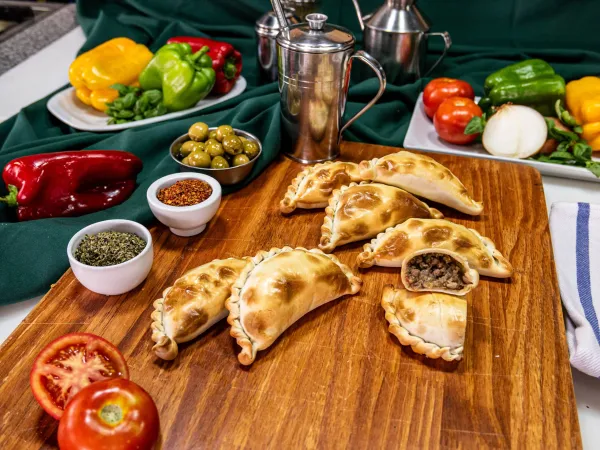 La empanada: símbolo popular y motor gastronómico argentino