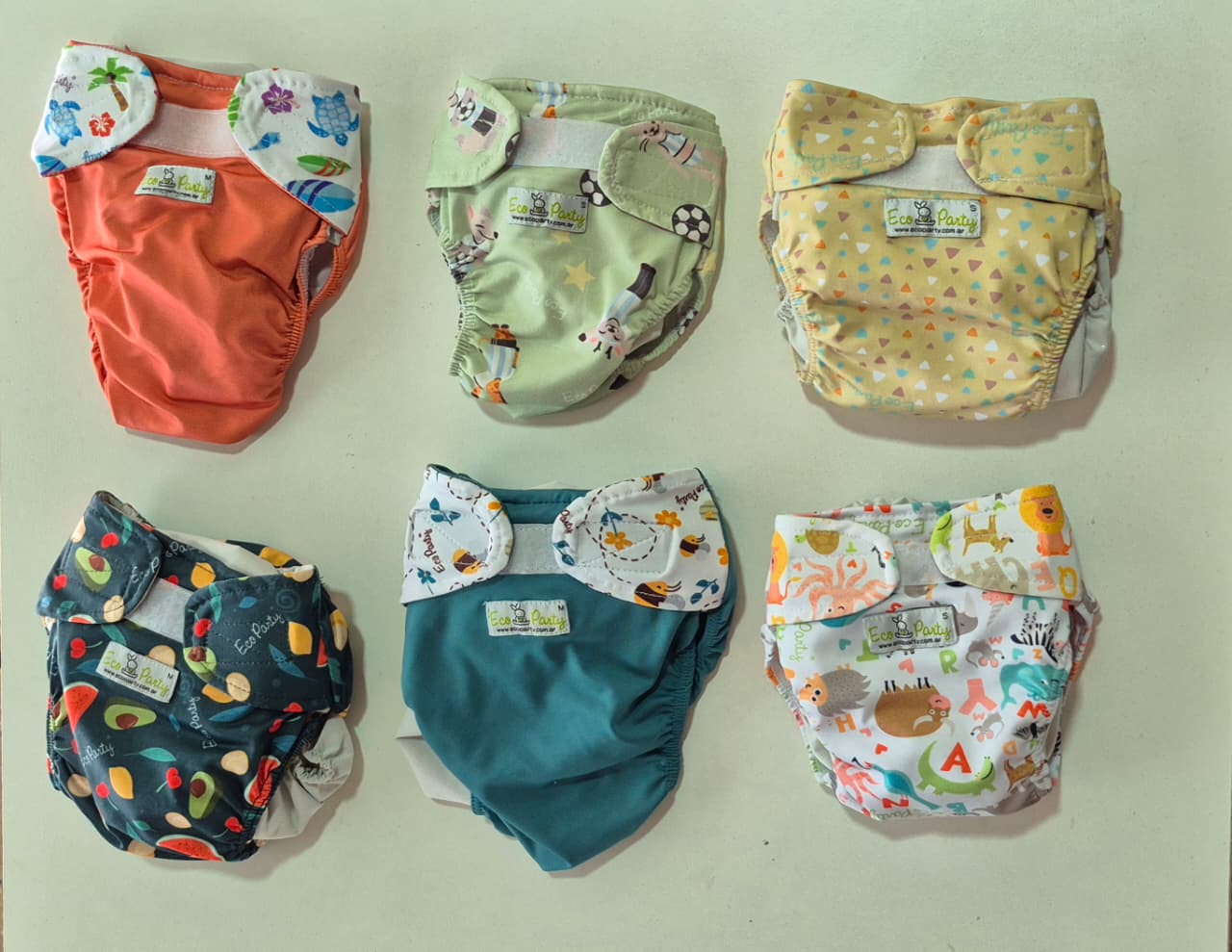 Equipo de Eco Party trabajando en el taller de Mar del Plata