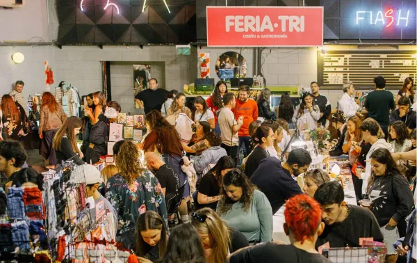 Club TRI celebra la Feria de Diseño independiente