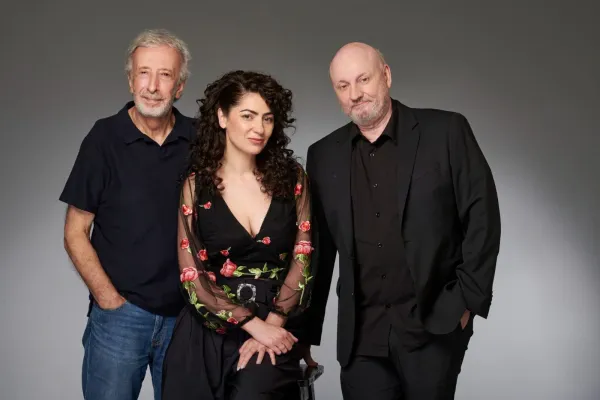 La comedia "Empieza con D, Siete Letras" se presenta en Mar del Plata