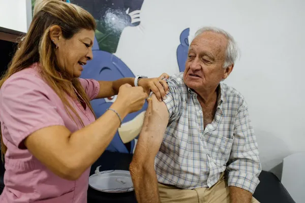 Inicia campaña de vacunación antigripal para grupos prioritarios en Mar del Plata