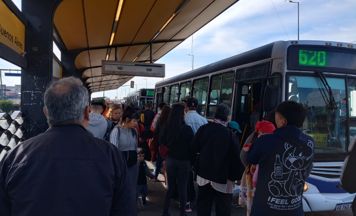 Empresas de colectivos reducen frecuencias por aumentos de gasoil y no actualización tarifaria